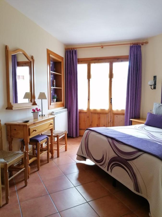 Apartaments La Bonaigua Valencia D'Aneu Buitenkant foto